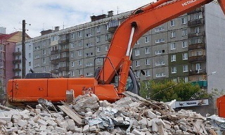 Вывоз строительного мусора с участка в Нефтеюганске недорого от 1562 руб. | 2Землекопа-Нфт